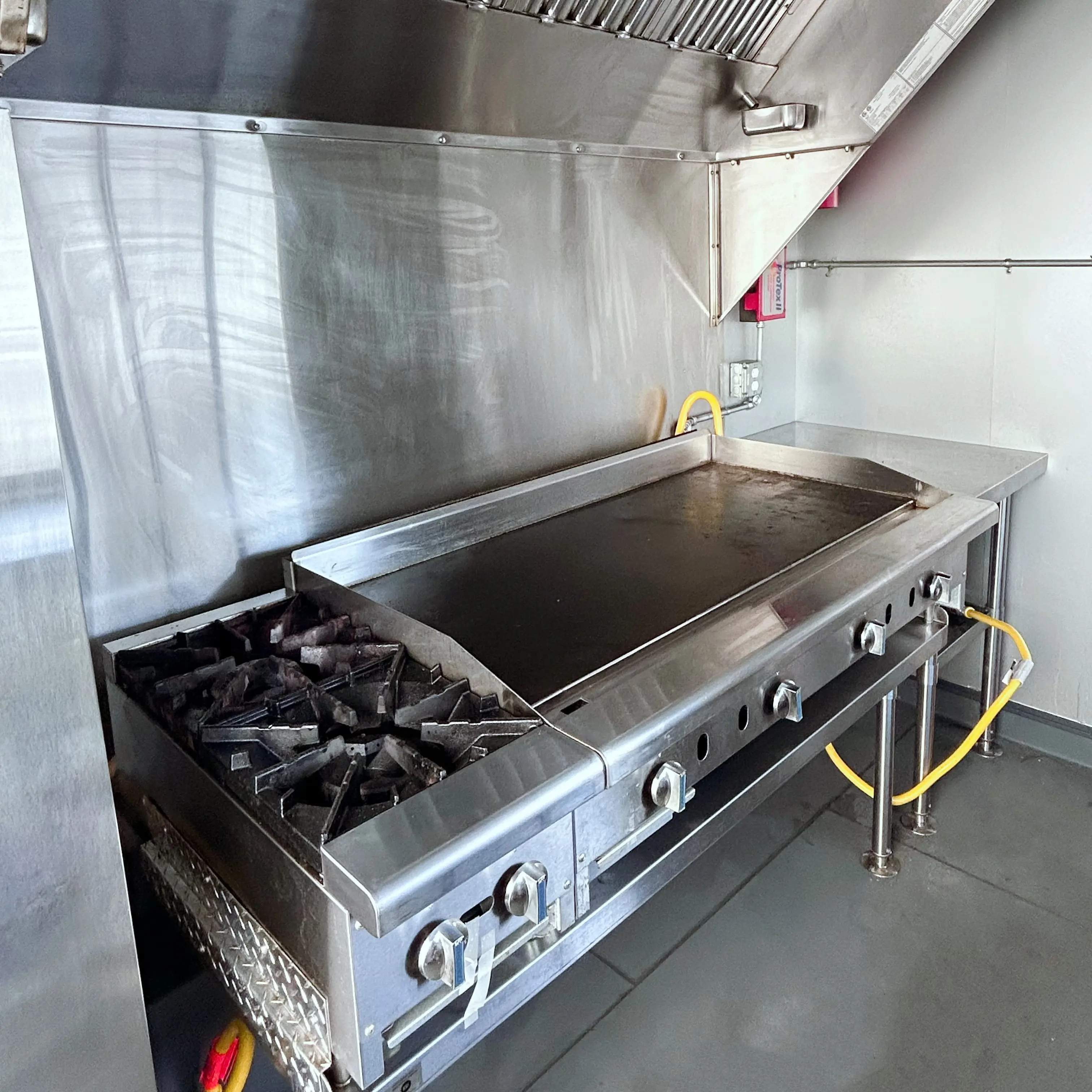 For Sale!!! Like-New 8 x 10 Food Truck Trailer — Image 2