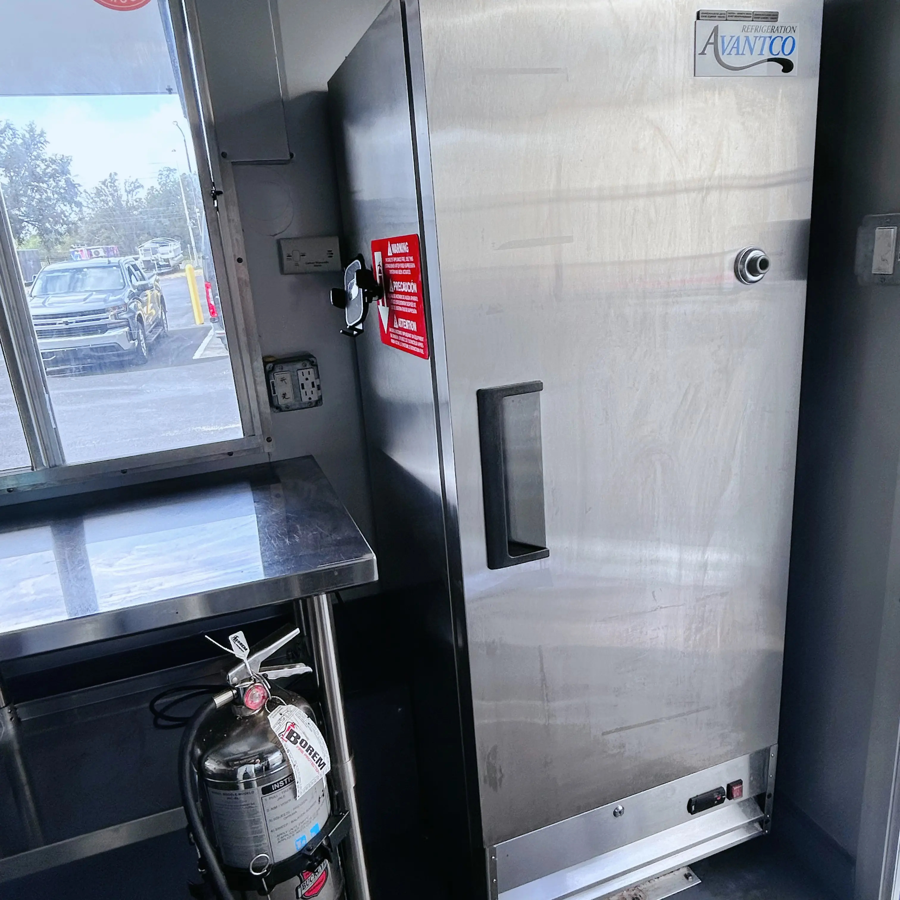 For Sale!!! Like-New 8 x 10 Food Truck Trailer — Image 4